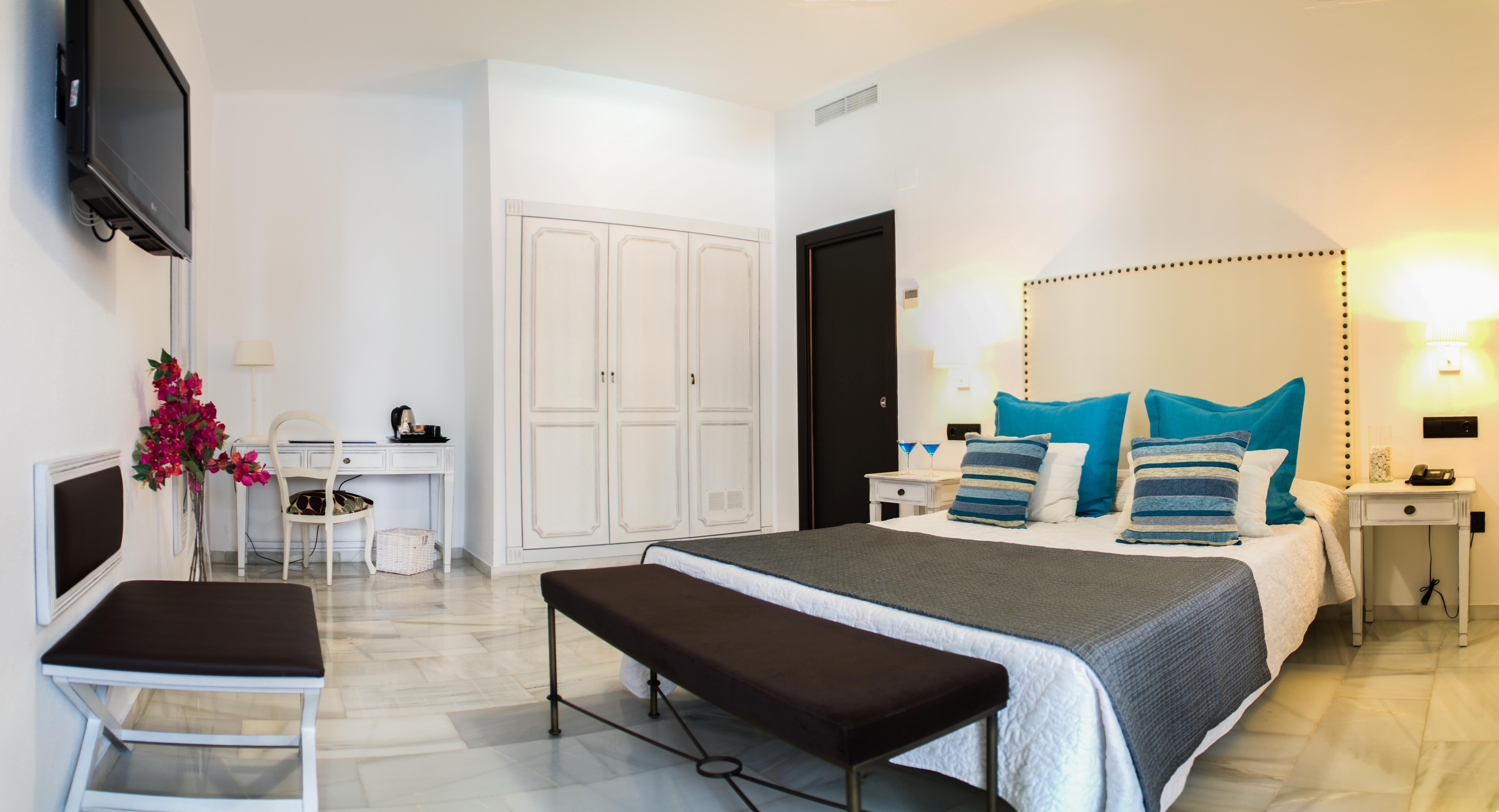 Hotel La Fonda เบนัลมาเดนา ภายนอก รูปภาพ