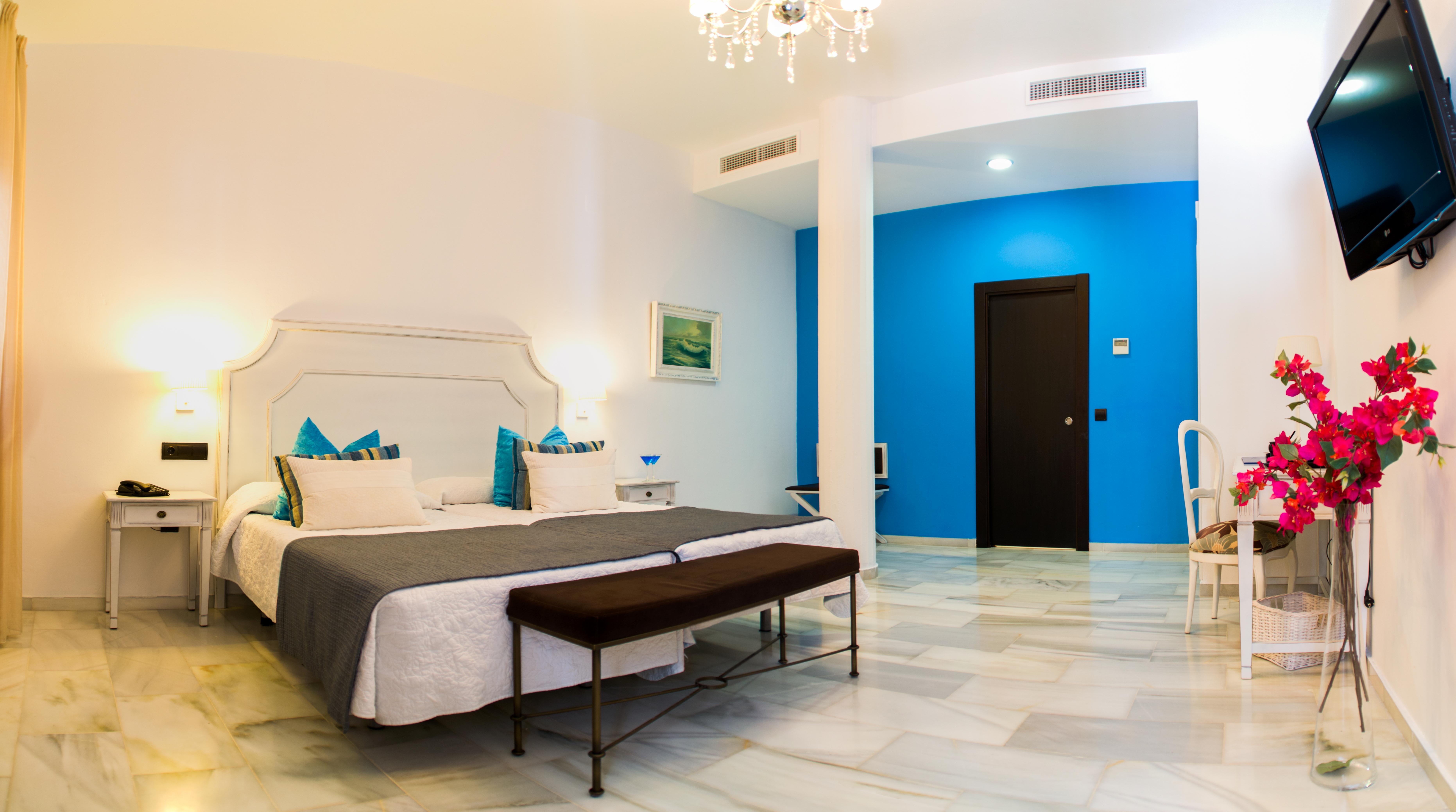 Hotel La Fonda เบนัลมาเดนา ภายนอก รูปภาพ
