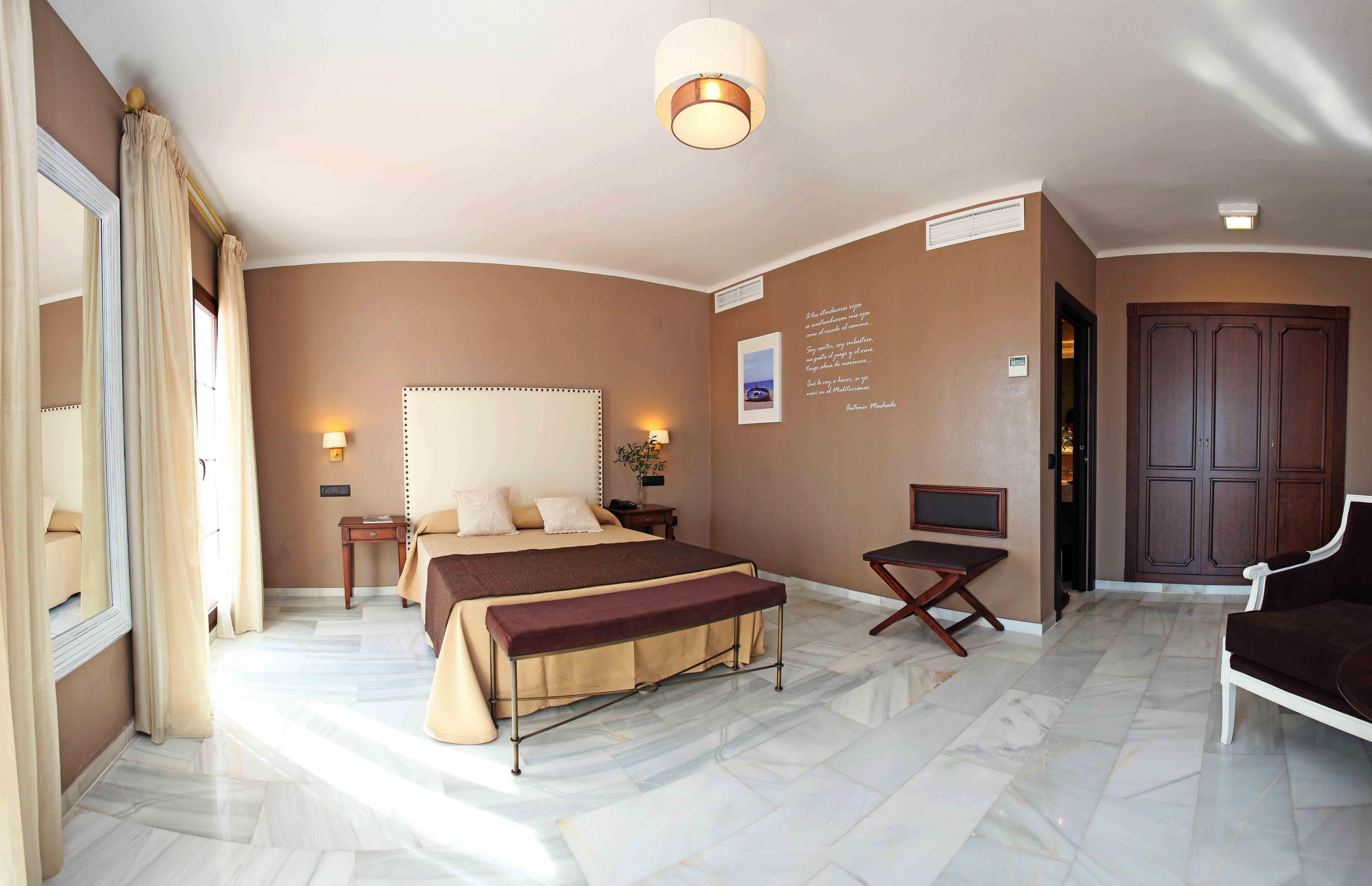 Hotel La Fonda เบนัลมาเดนา ห้อง รูปภาพ