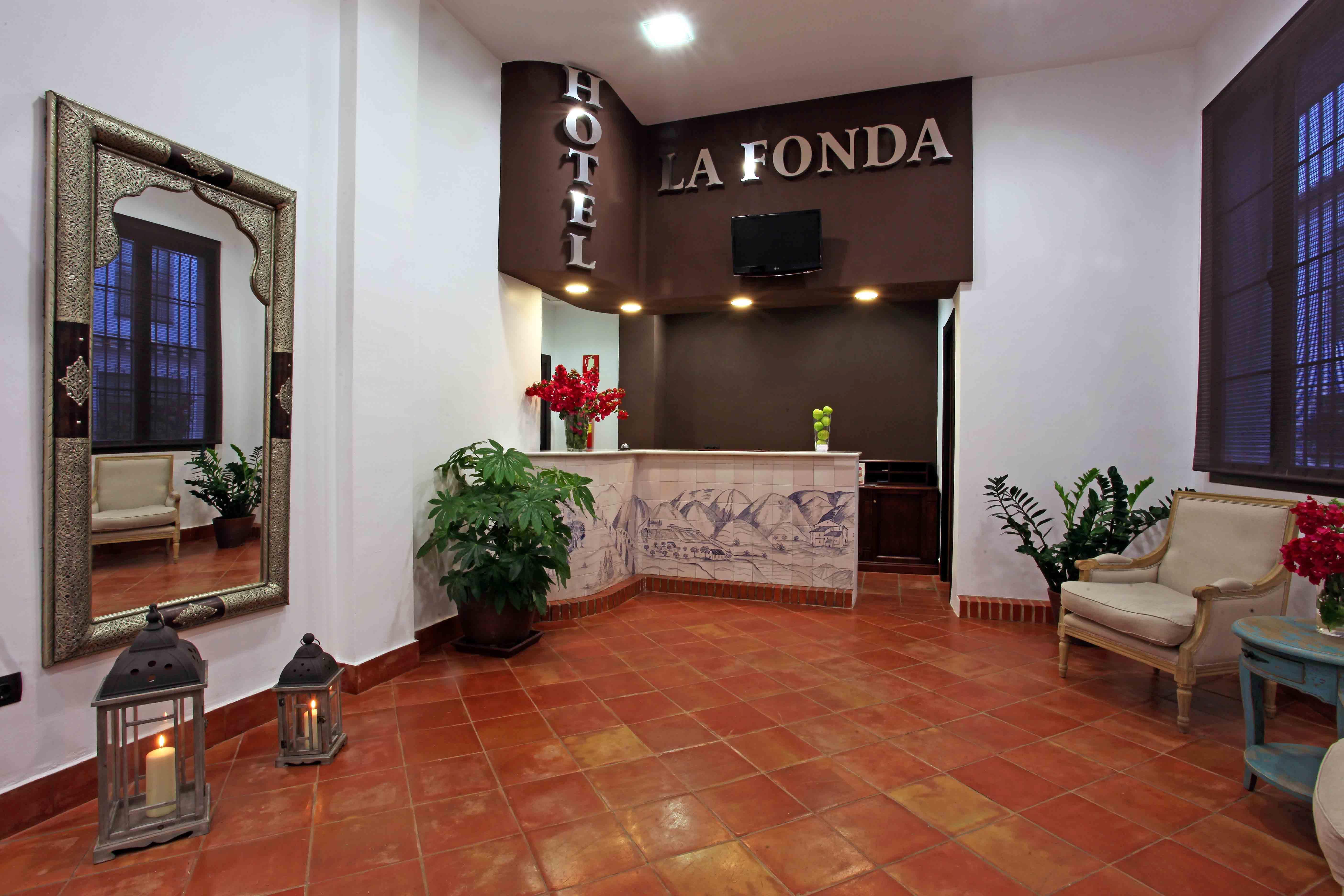 Hotel La Fonda เบนัลมาเดนา ภายนอก รูปภาพ