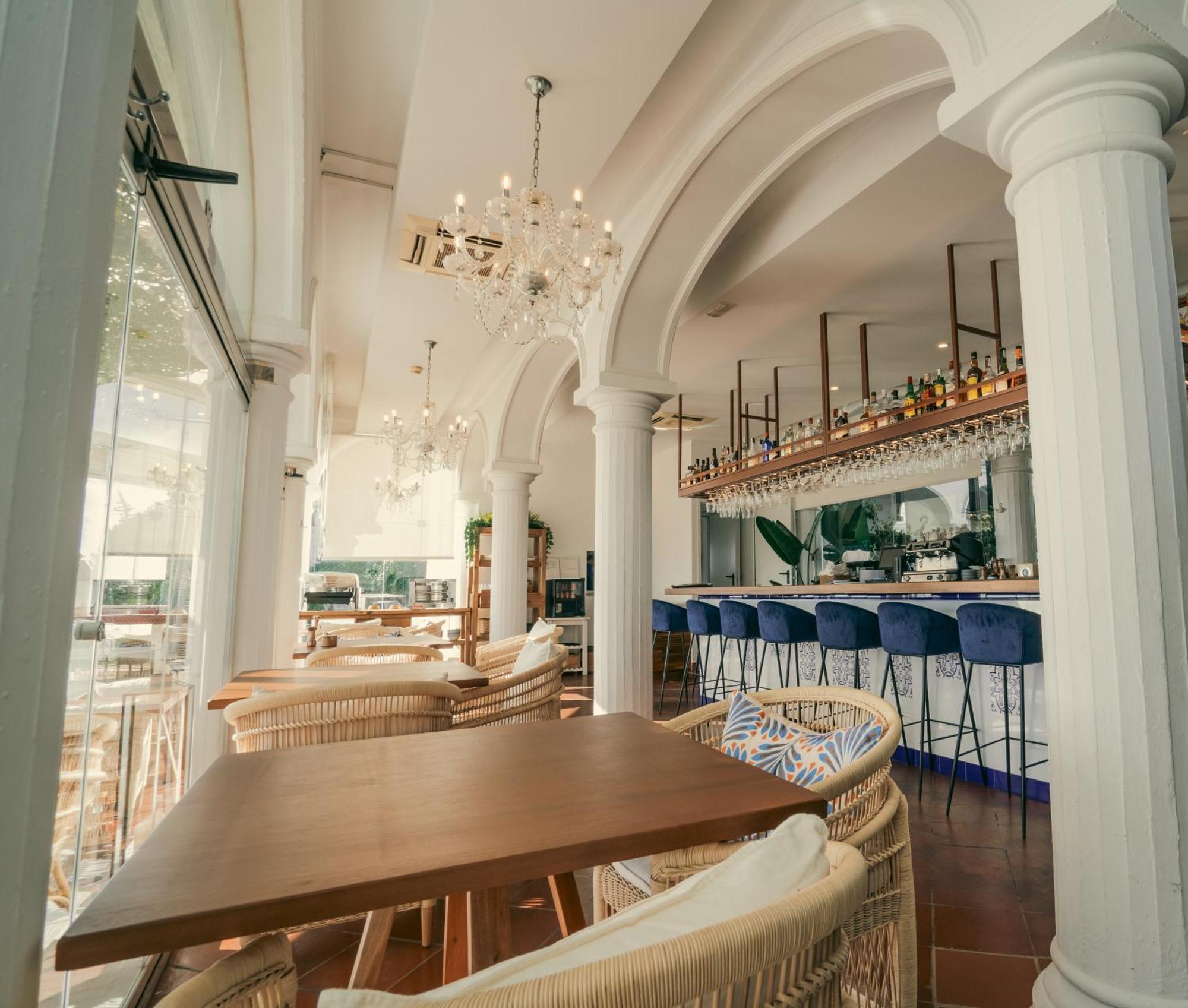 Hotel La Fonda เบนัลมาเดนา ภายนอก รูปภาพ